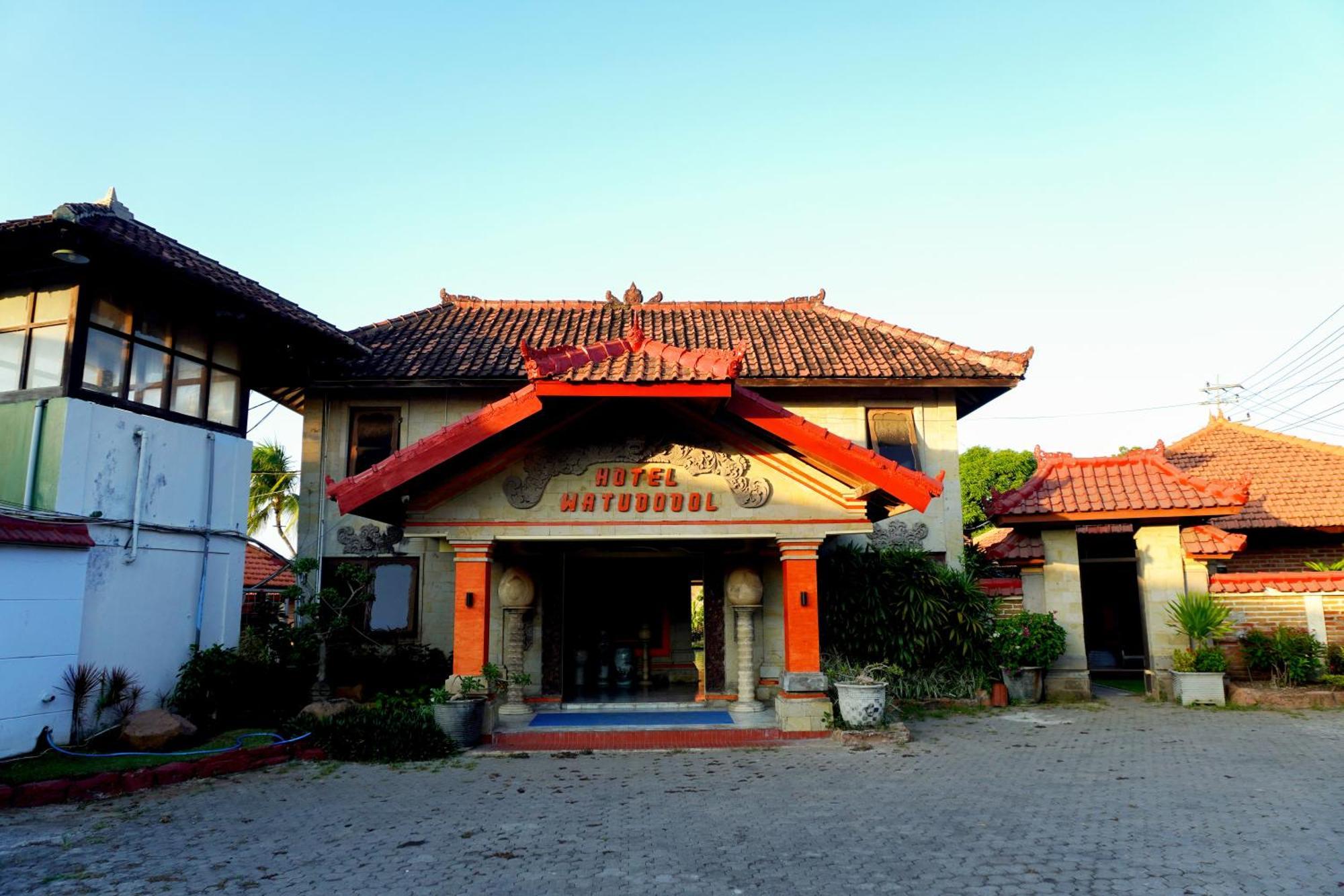 Watu Dodol Hotel & Restaurant Бануванги Екстериор снимка