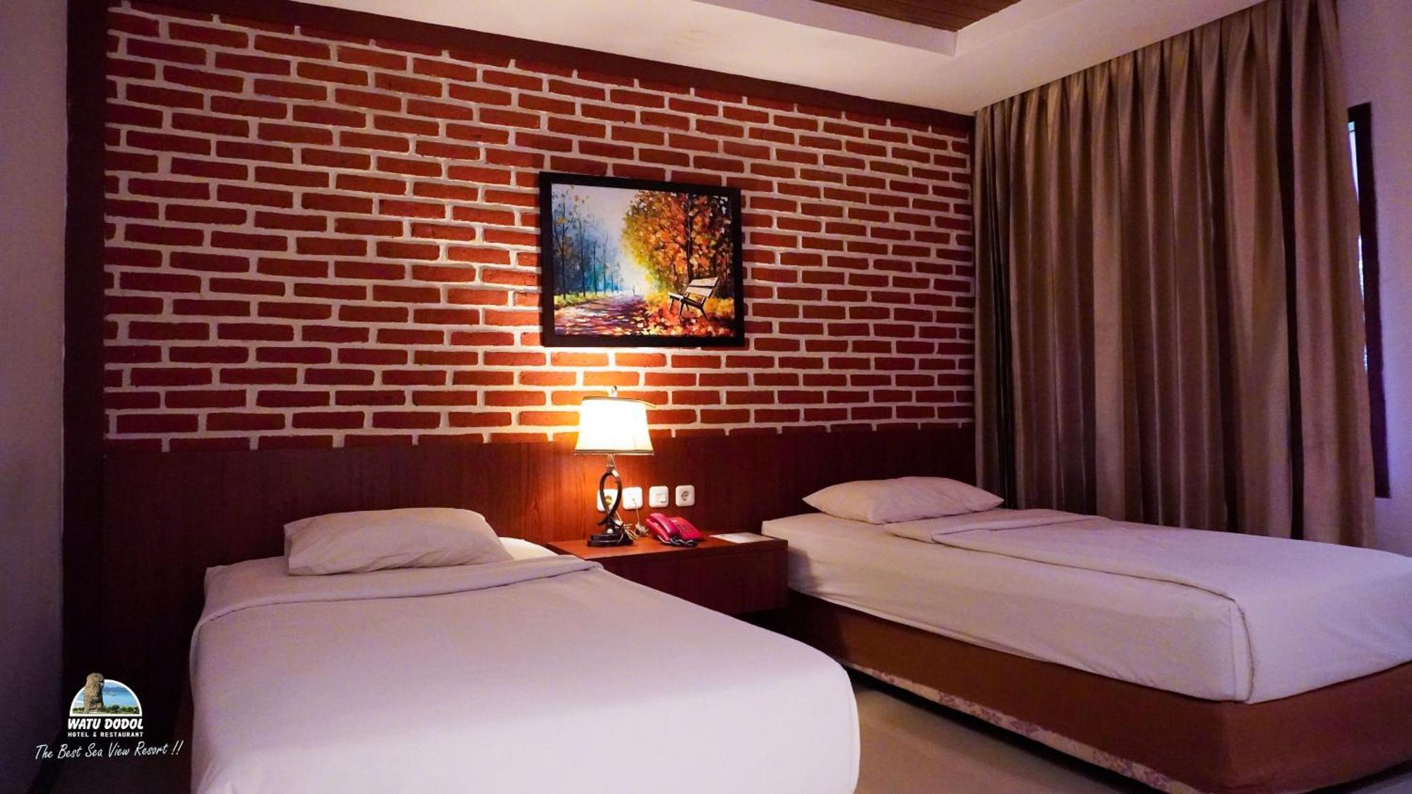 Watu Dodol Hotel & Restaurant Бануванги Екстериор снимка