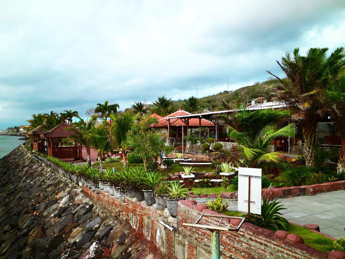 Watu Dodol Hotel & Restaurant Бануванги Екстериор снимка