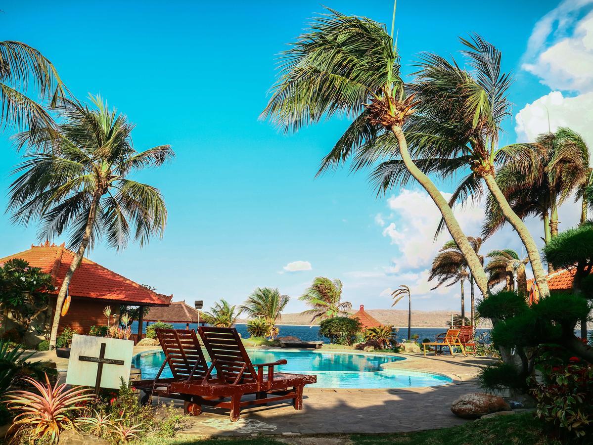 Watu Dodol Hotel & Restaurant Бануванги Екстериор снимка